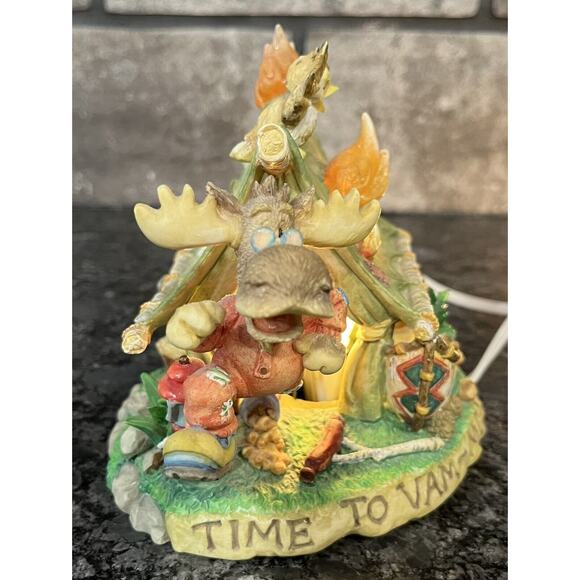 Enesco Moose Creek Crossing “Time to Vam-Moose” 1996 Nightlight #260746 - Picture 3 of 13